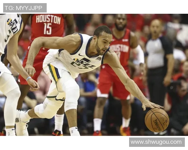 惦记火箭张卫平指导：掐手一算，能否重返休斯顿成为关注焦点